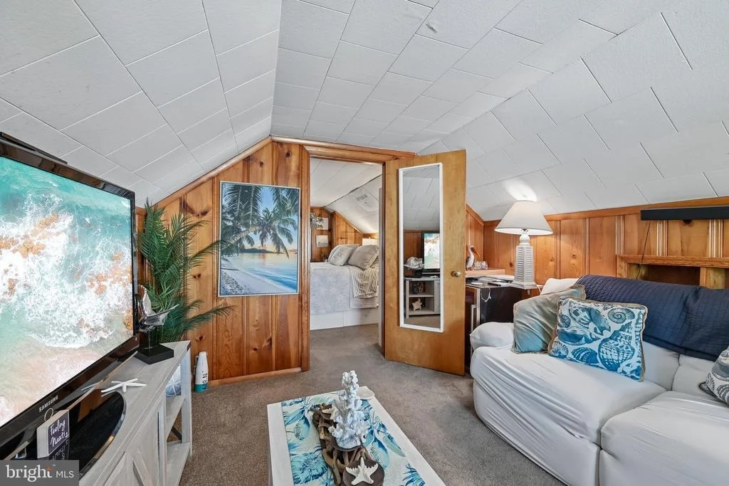 Photo of 1248 JUNE ROAD