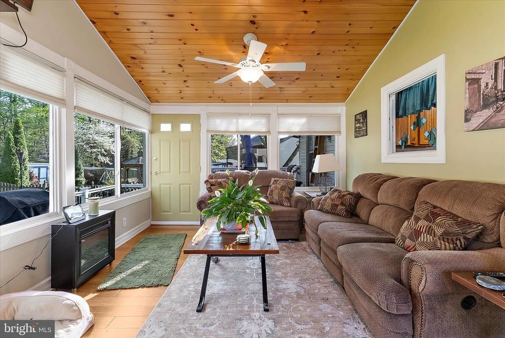 Photo of 379 DUBLIN DRIVE