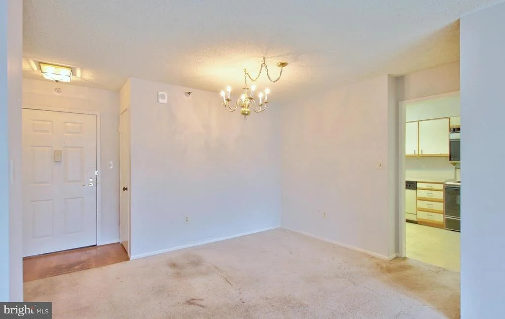 Photo of Unit 2621 at 15107 INTERLACHEN DRIVE