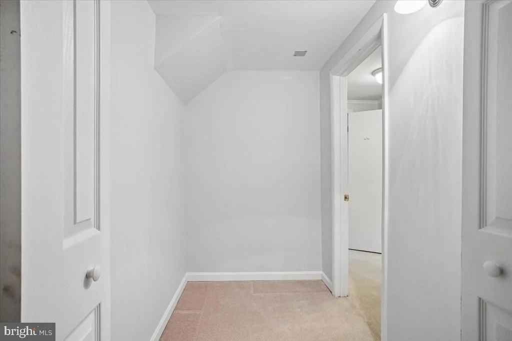 Photo of 1877 POST OAK TRAIL