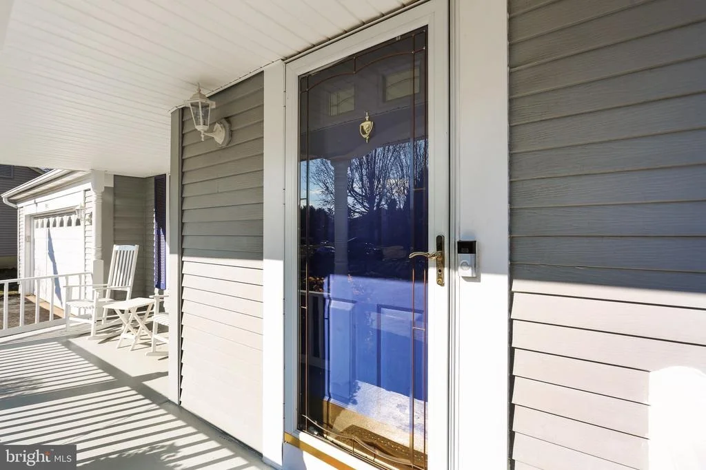 Photo of 915 POINTER RIDGE DRIVE