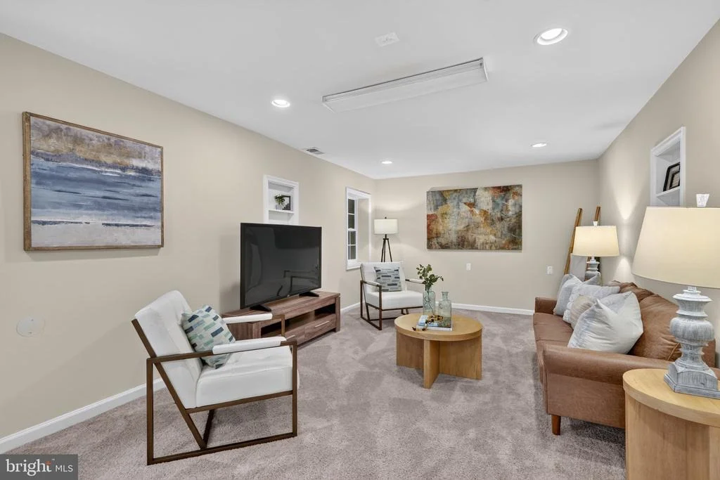 Photo of 6482 WARWICK CIRCLE