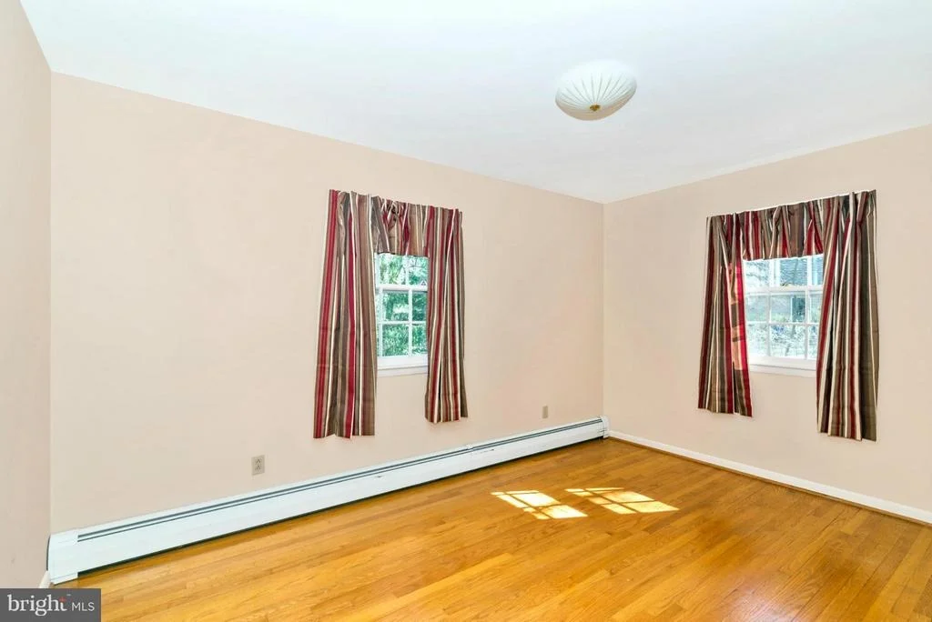 Photo of 5615 JEFFERSON BOULEVARD
