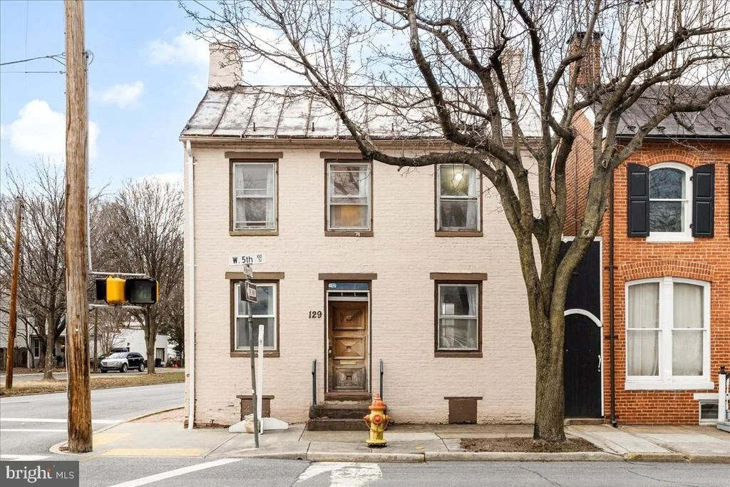 Photo of 129 W 5TH STREET