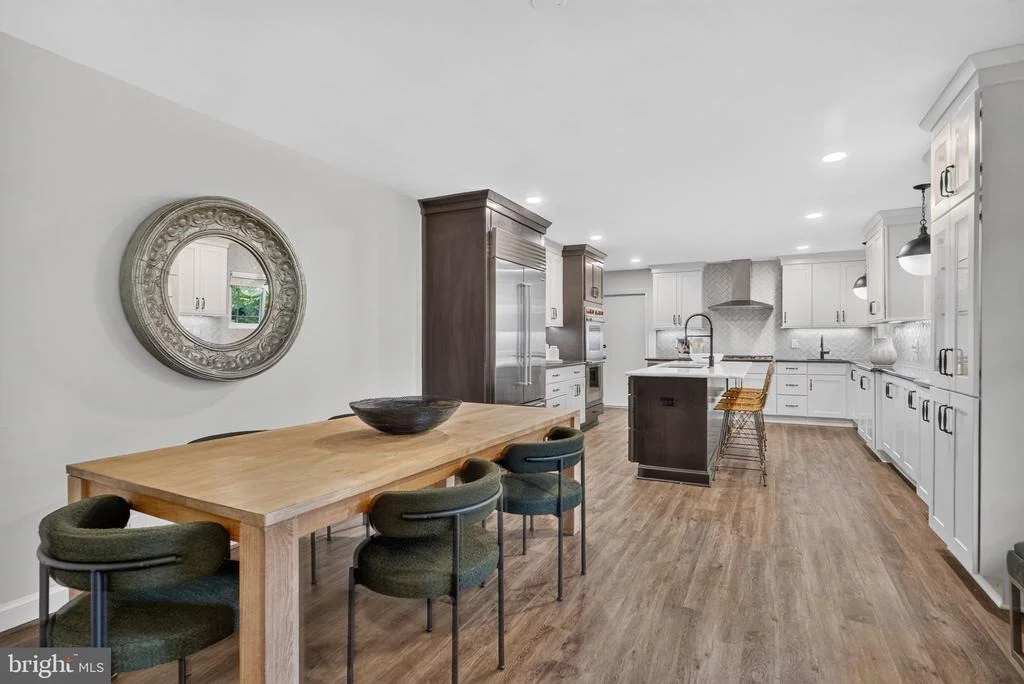 Photo of 415 CROWN VIEW DRIVE