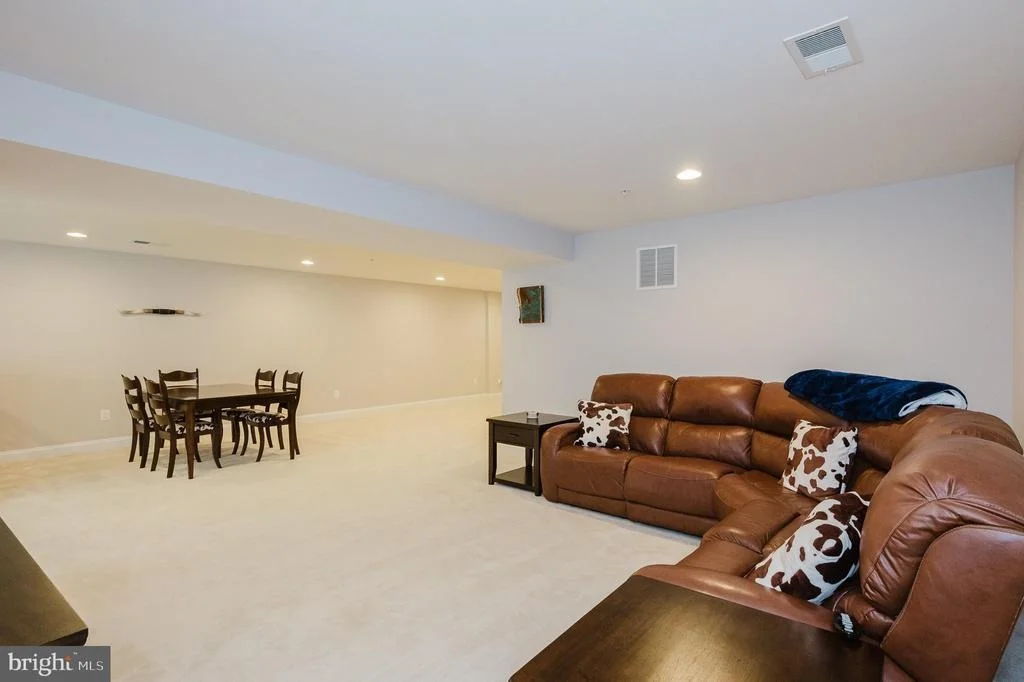 Photo of 355 TUFTON CIRCLE