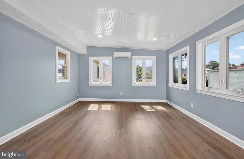Photo of 118 CHESAPEAKE DRIVE