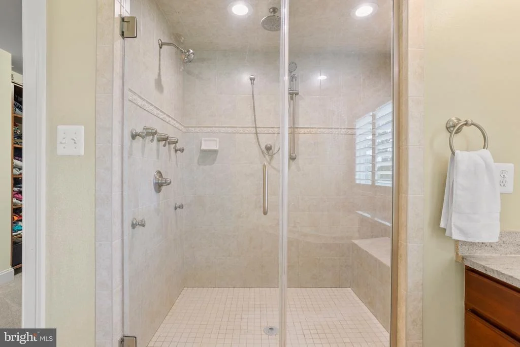 Photo of 3325 COX ROAD