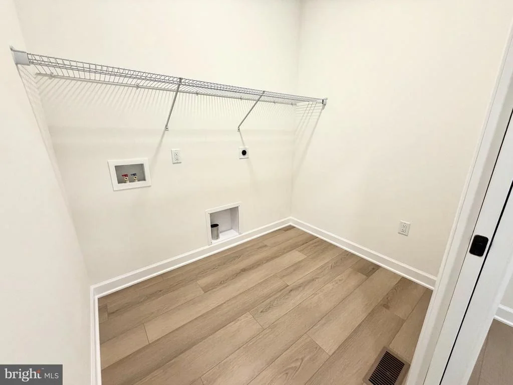 Photo of 663 CURTIS DRIVE