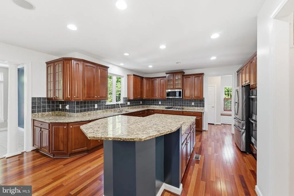 Photo of 2148 CHESTNUT LANE