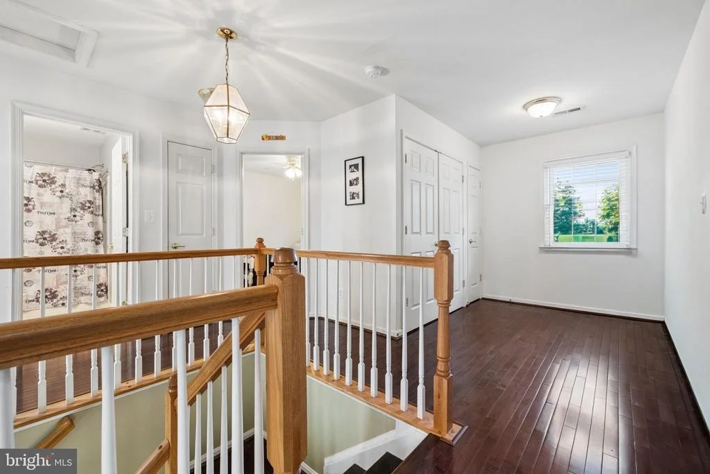 Photo of 17609 OVERLOOK ROAD