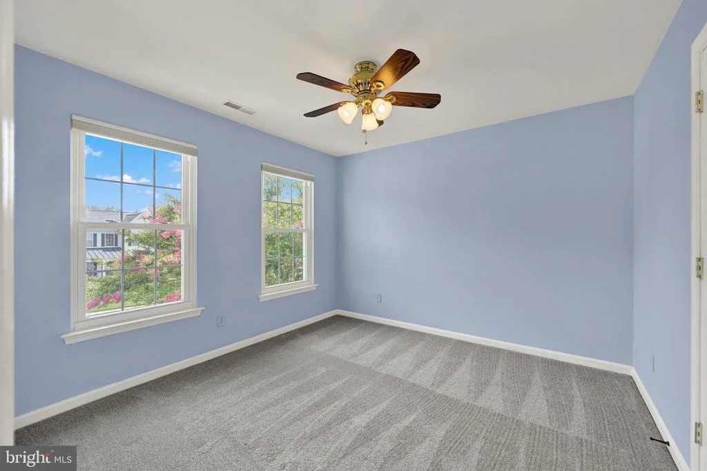 Photo of 1420 MOONSHADOW ROAD