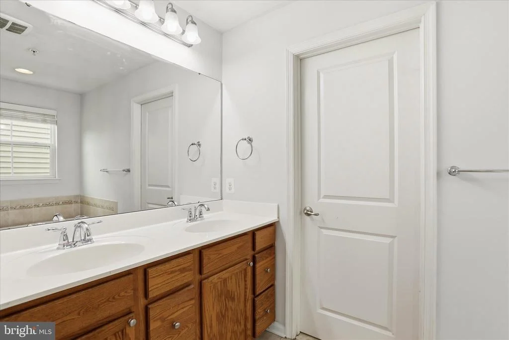 Photo of 1304 MOORE SPRING COURT