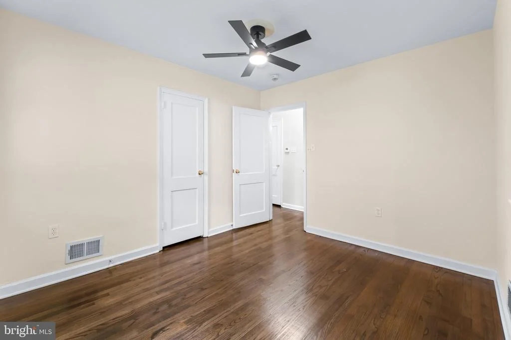 Photo of 121 WHITMOOR TERRACE