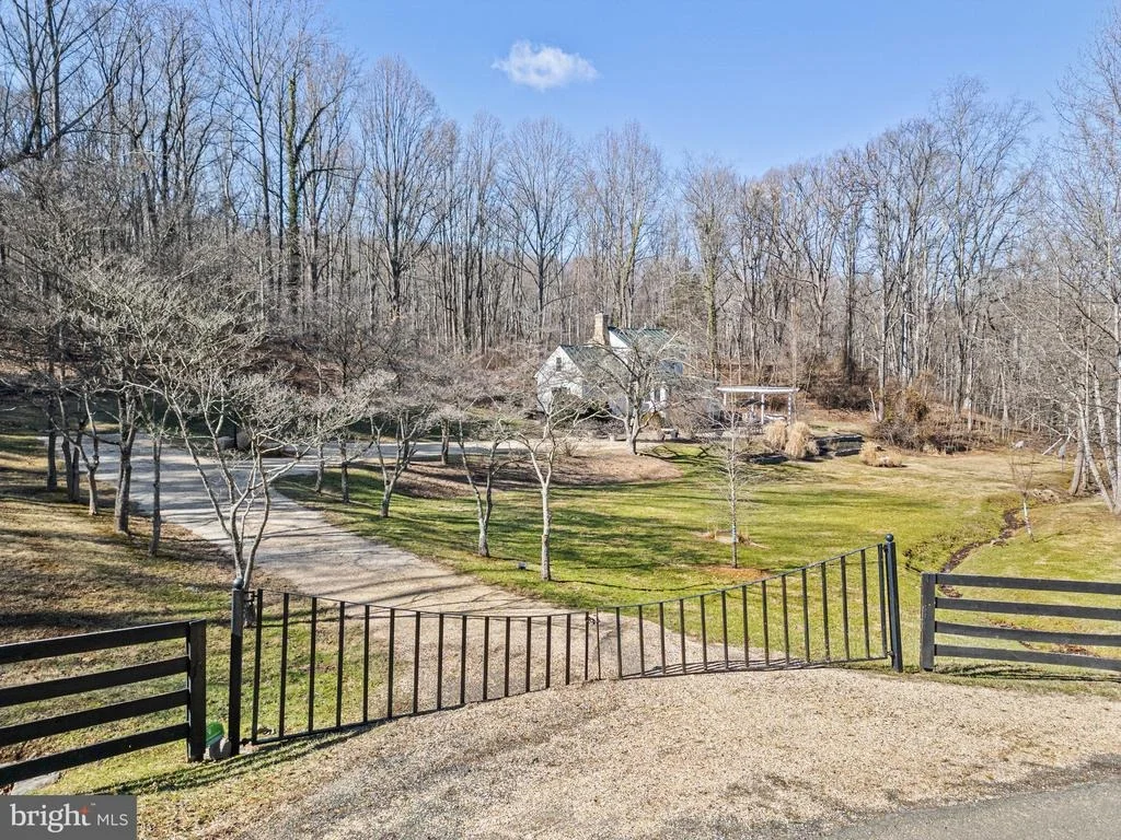 Photo of 3396 COBBLER MOUNTAIN ROAD
