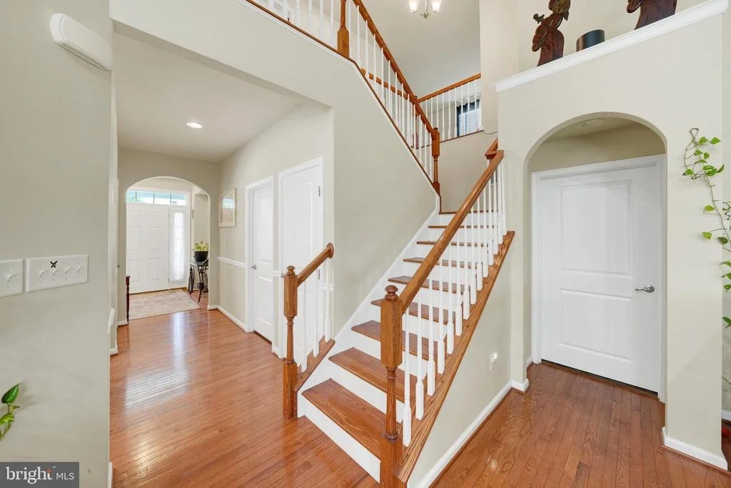 Photo of 535 STONEHAVEN DRIVE