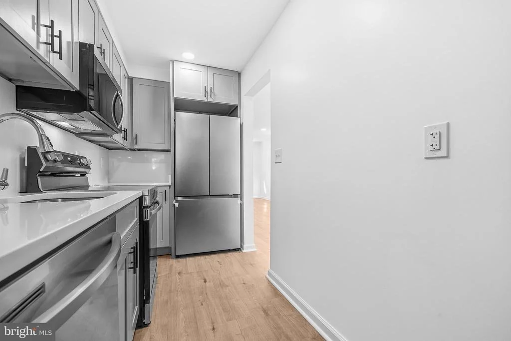 Photo of 1130 46TH PLACE SE