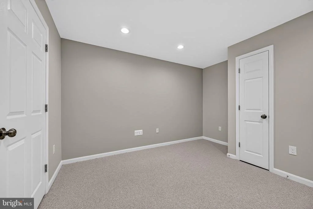 Photo of 10013 PURITAN WAY