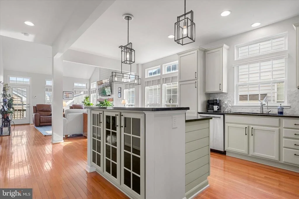 Photo of 301 ADELAIDE DRIVE