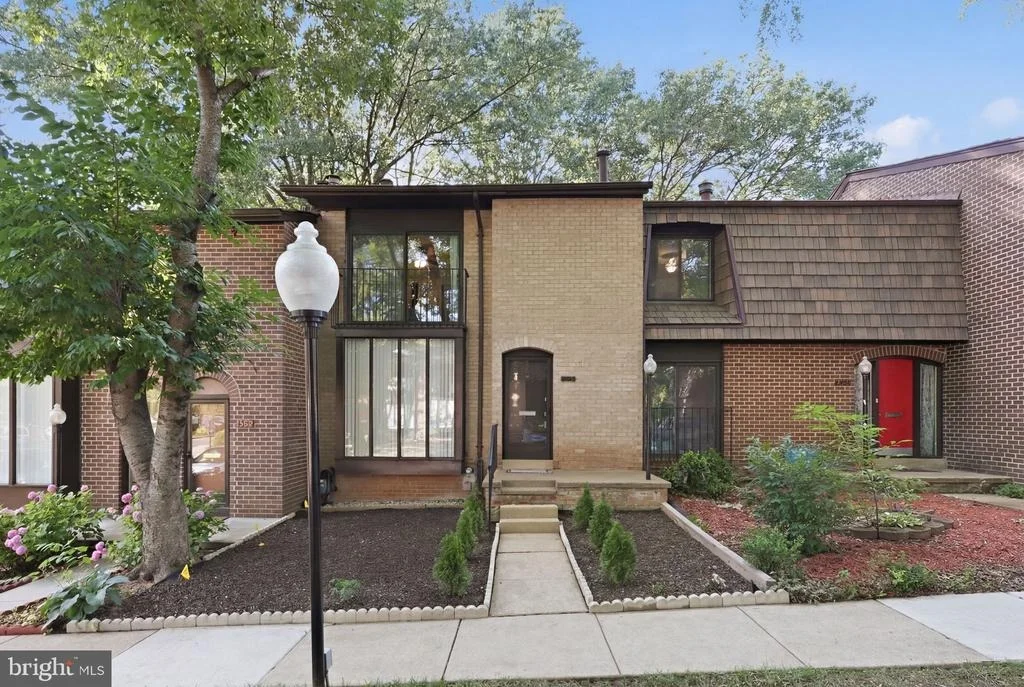 Photo of 4936 SAUQUOIT LANE