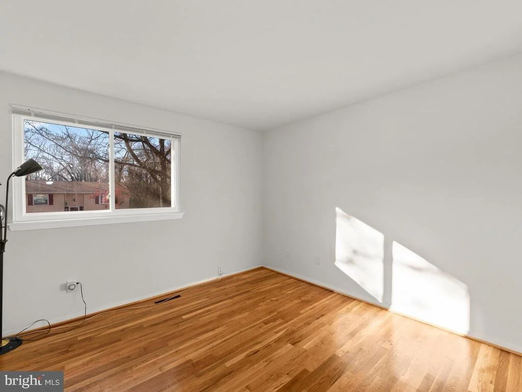 Photo of 5013 ELIOTS OAK ROAD