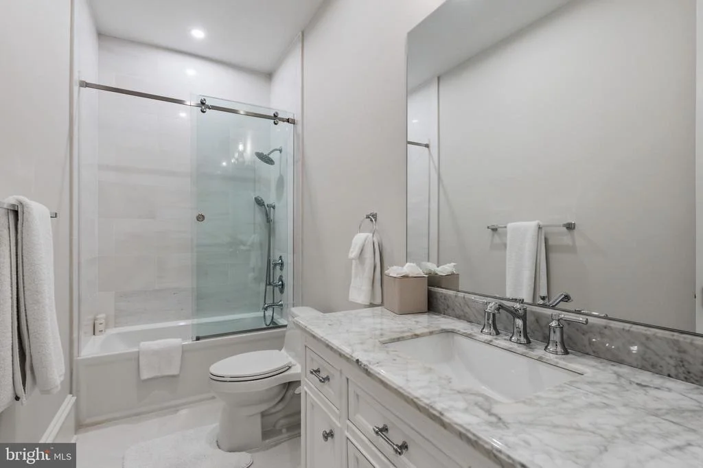 Photo of 1332 MCCAY LANE