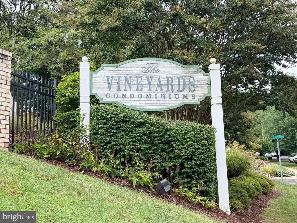 Photo of Unit 9C32 at 13701 MODRAD WAY
