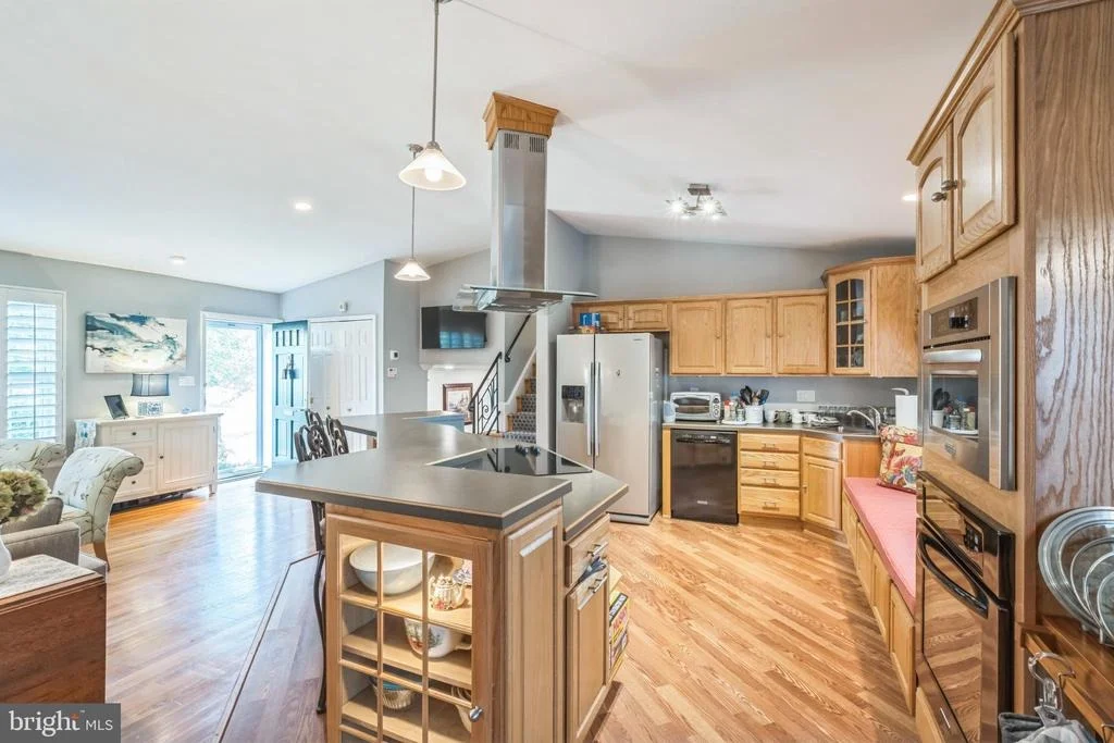 Photo of 13102 FOXHALL DRIVE