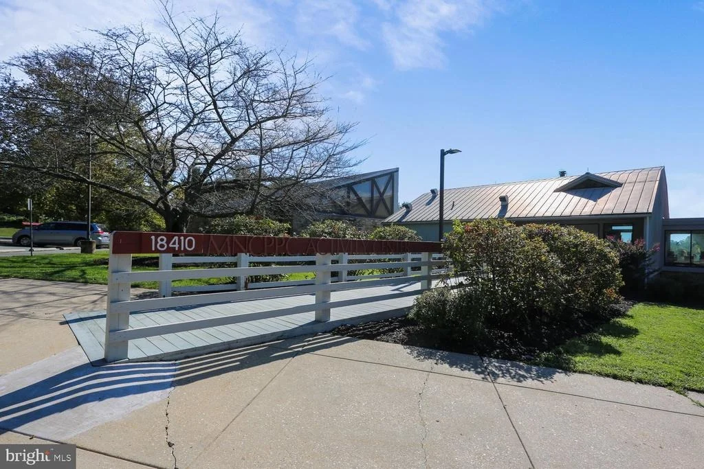 Photo of 205 TULIP DRIVE