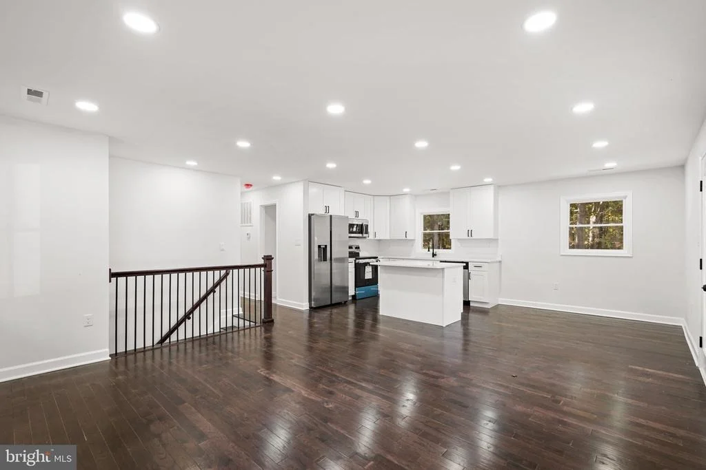Photo of 9124 MEETZE ROAD