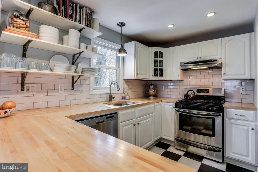 Photo of 1335 BROOK ROAD
