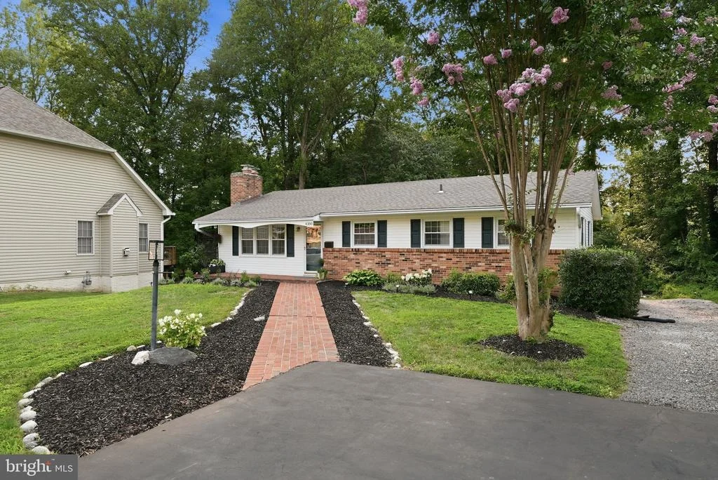 Photo of 4300 LAMARRE DRIVE