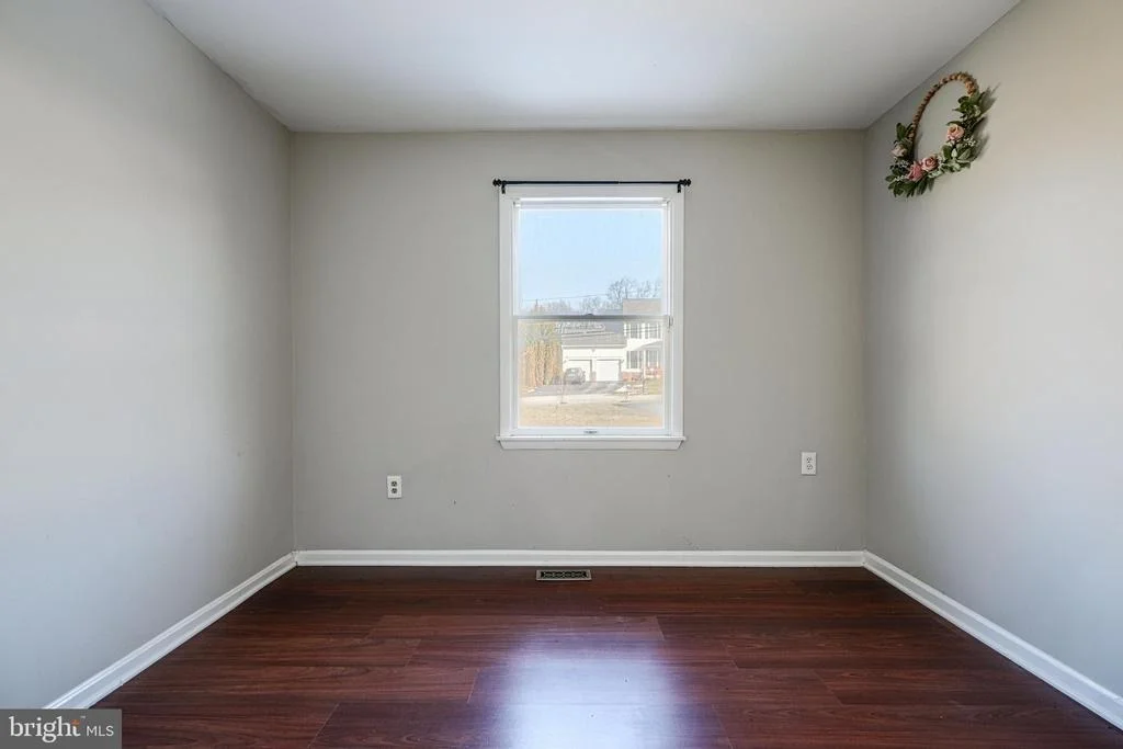 Photo of 10100 LEWIS DRIVE