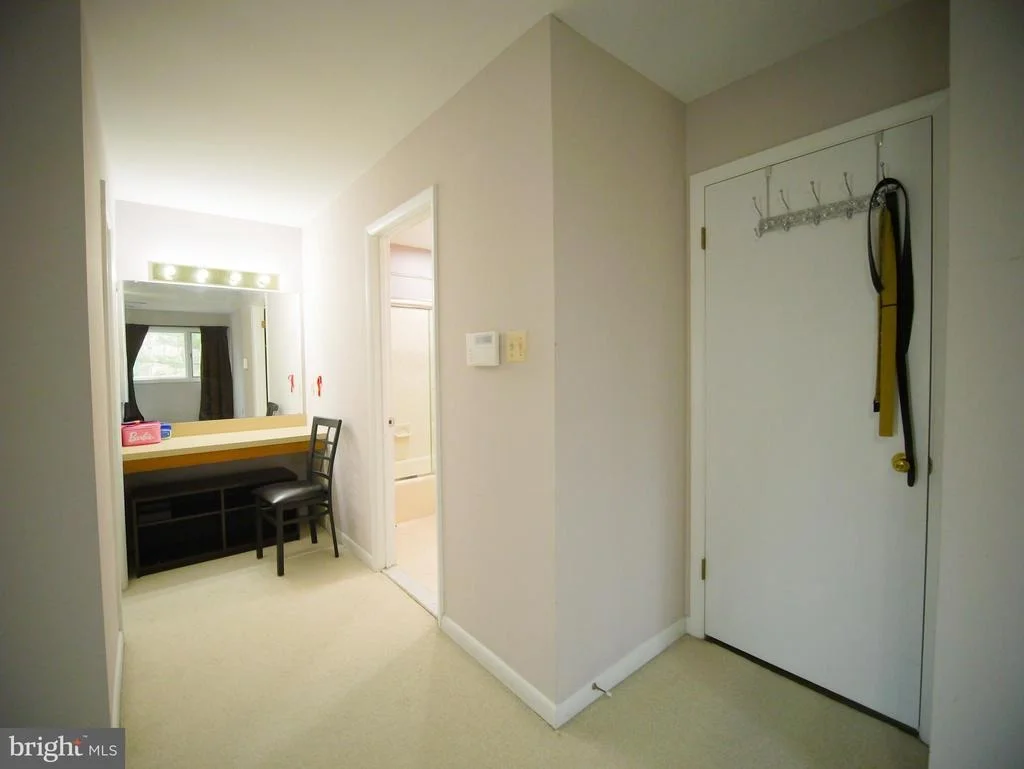 Photo of 4802 GRID STREET