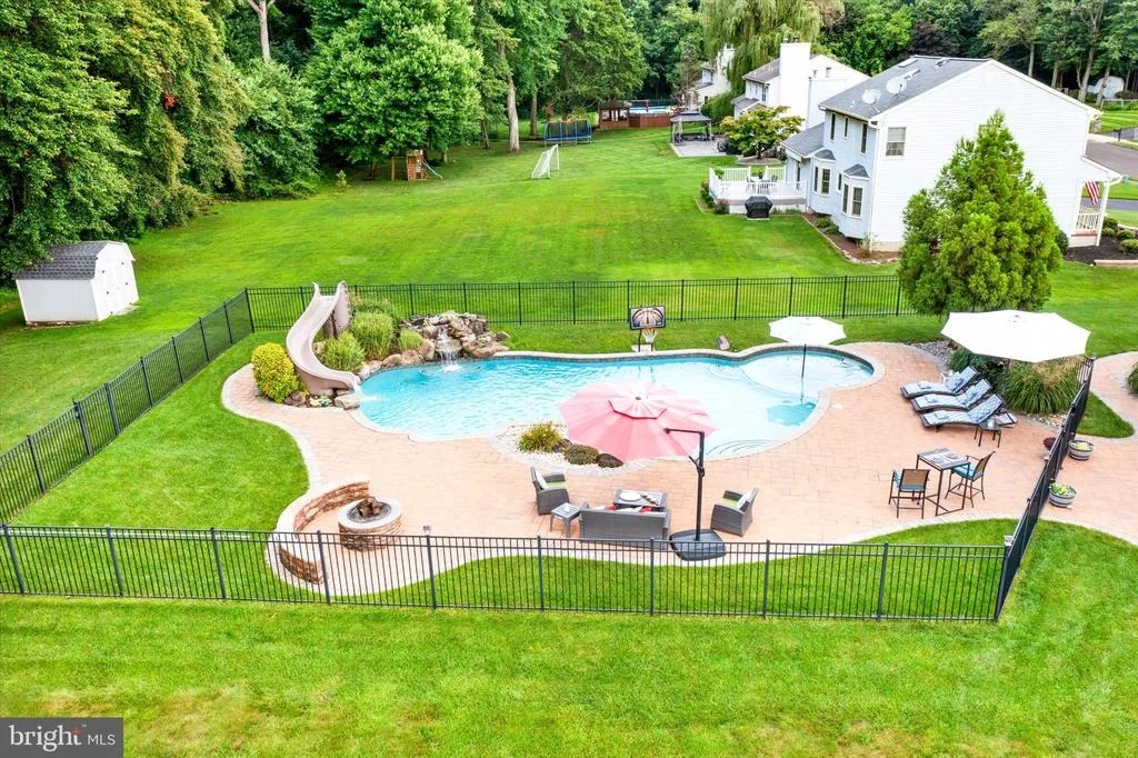 Photo of 10 TIMBER WOLF DRIVE