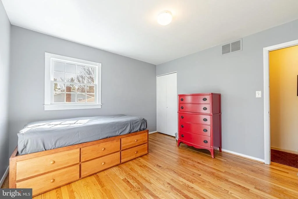 Photo of 2510 JONATHAN ROAD
