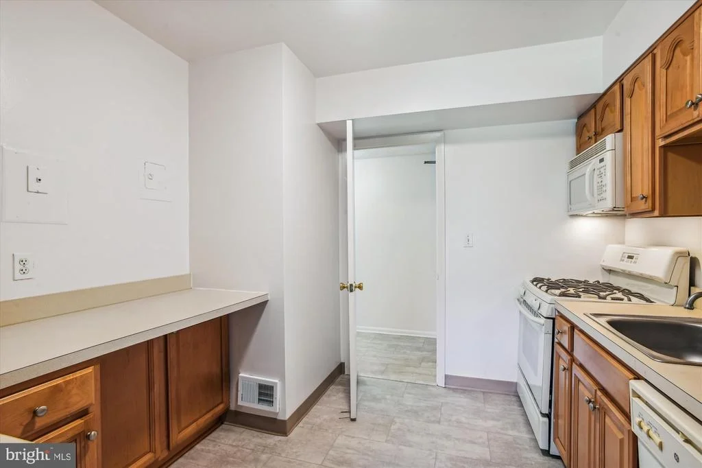 Photo of Unit 2 at 10071 WINDSTREAM DRIVE