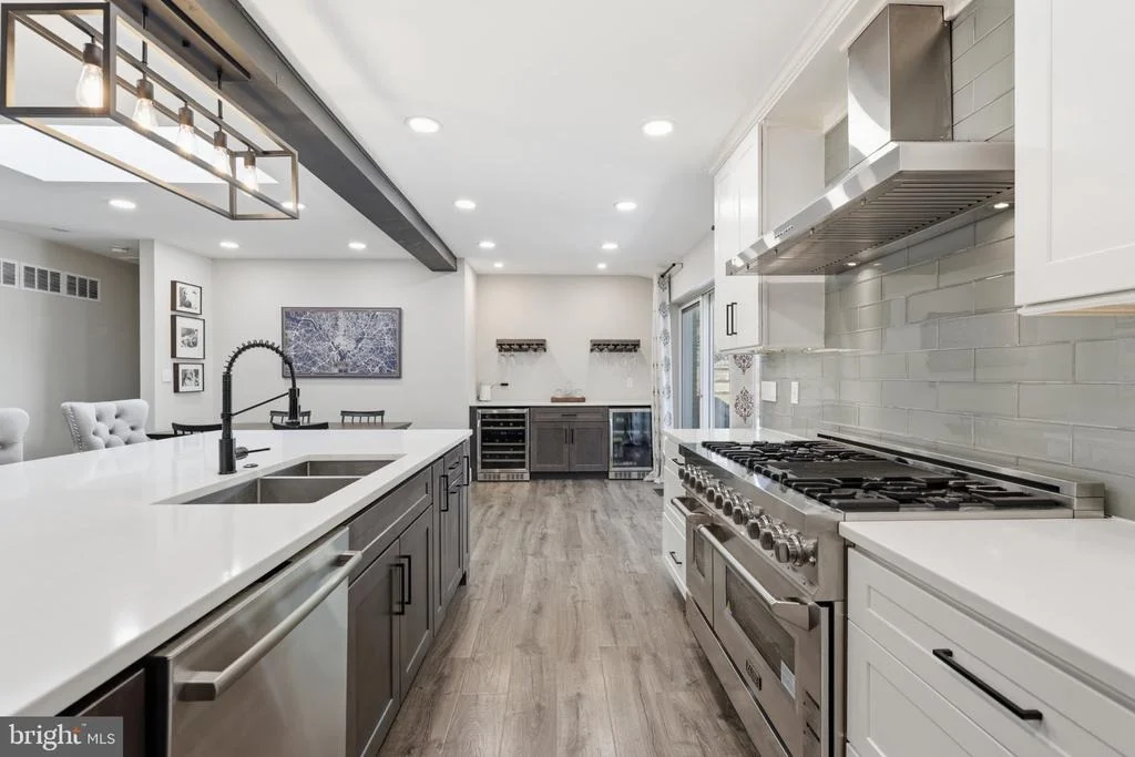 Photo of 6250 DIAMOND DRIVE