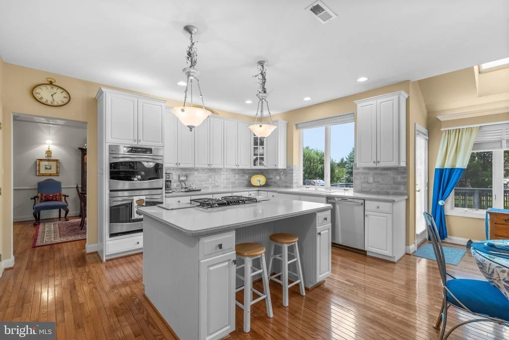 Photo of 16404 DANFORTH COURT