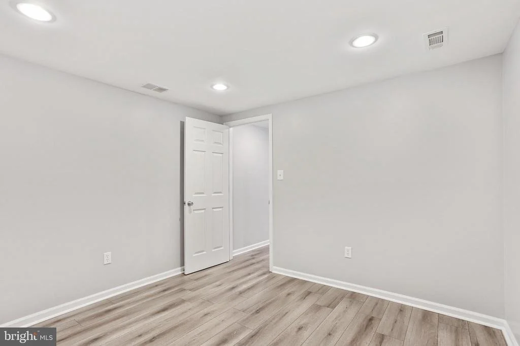 Photo of 6128 TAMAR DRIVE