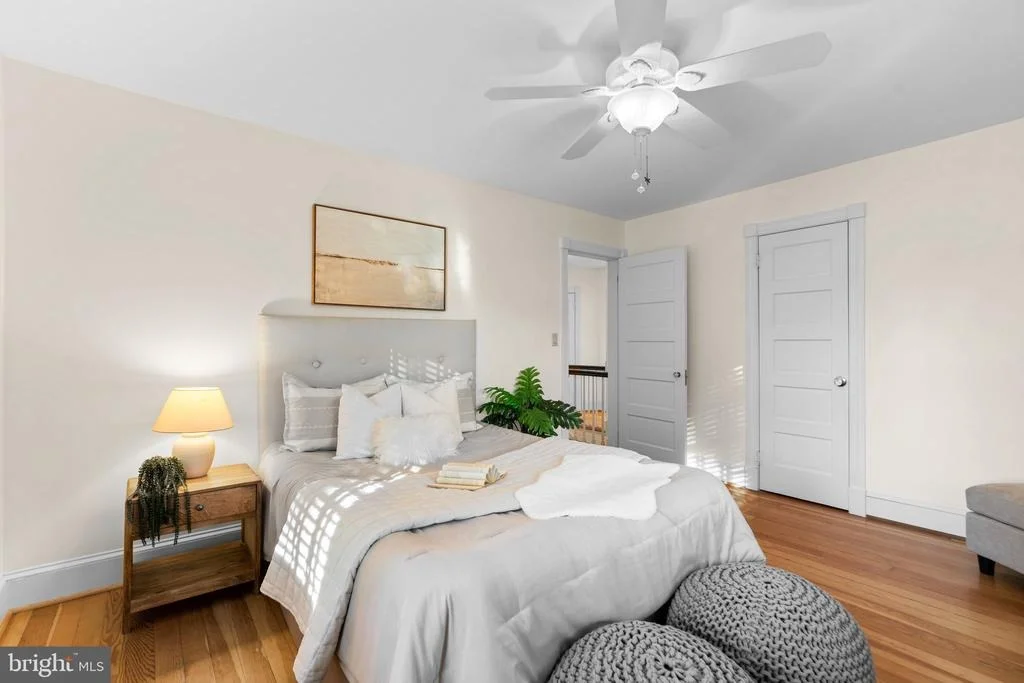 Photo of 7908 BROOKLYN BRIDGE ROAD