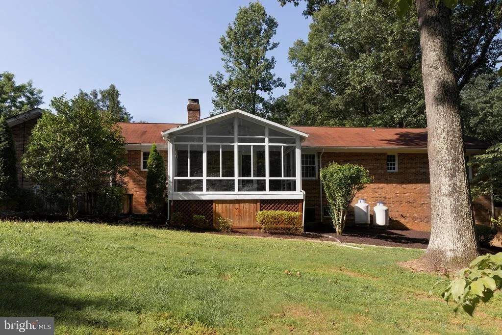 Photo of 2521 JONES ROAD