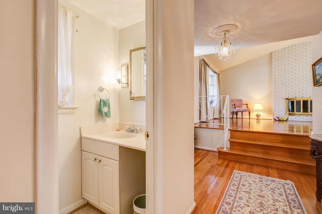 Photo of 416 LAMBERTON DRIVE