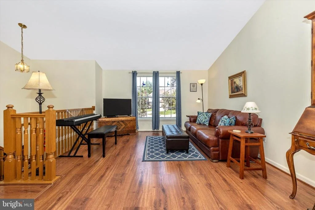 Photo of 1001 CHINABERRY DRIVE