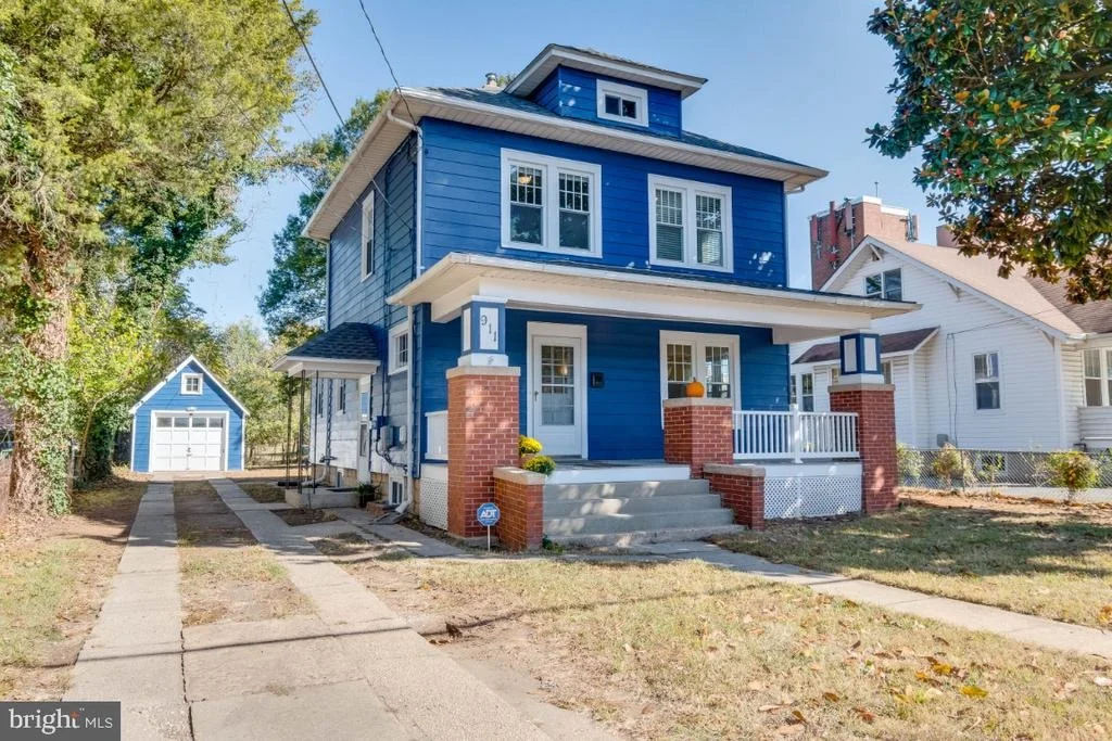 Photo of 911 MONTGOMERY STREET