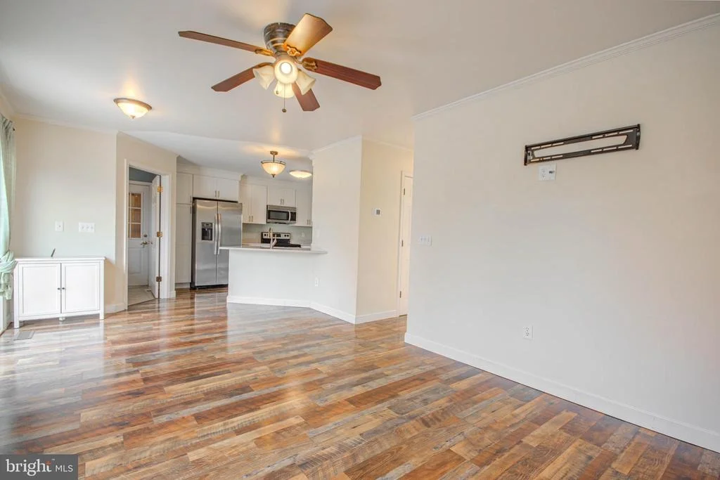 Photo of 26521 PEMBERTON DRIVE