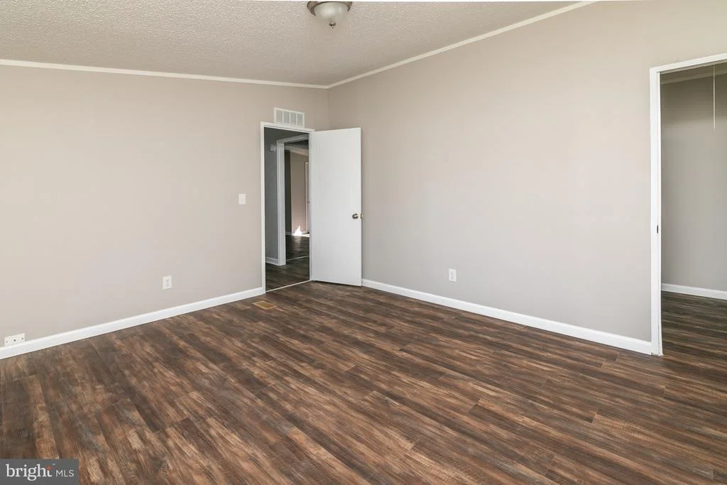 Photo of 21 JOHN B DRIVE