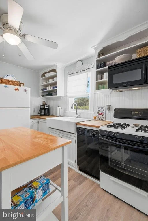 Photo of 21527 CHICKEN POINT ROAD