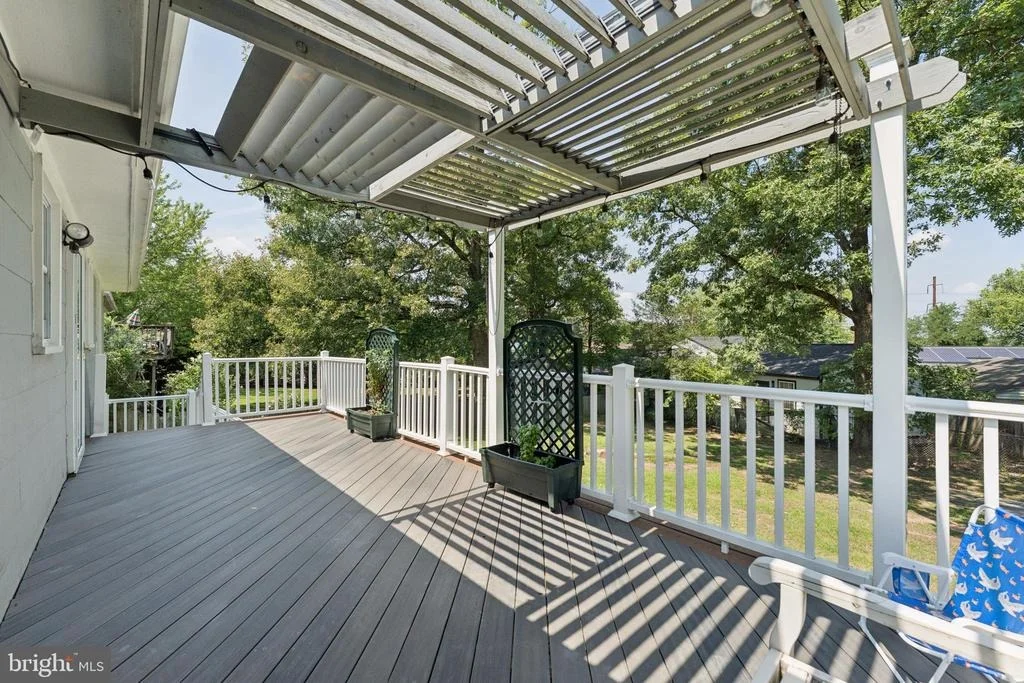 Photo of 8816 SAUNDERS LANE