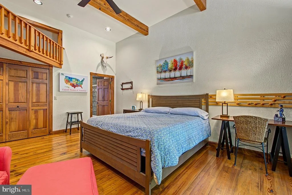 Photo of 2747 MARSH HILL ROAD